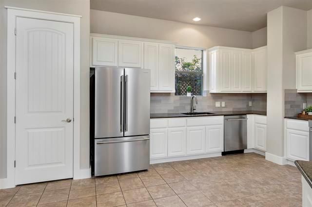103 Maravilla WAY, Horseshoe Bay, TX 78657