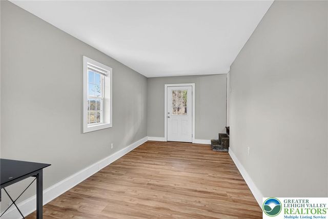 3797 Chestnut Road, Lower Macungie Twp, PA 18011