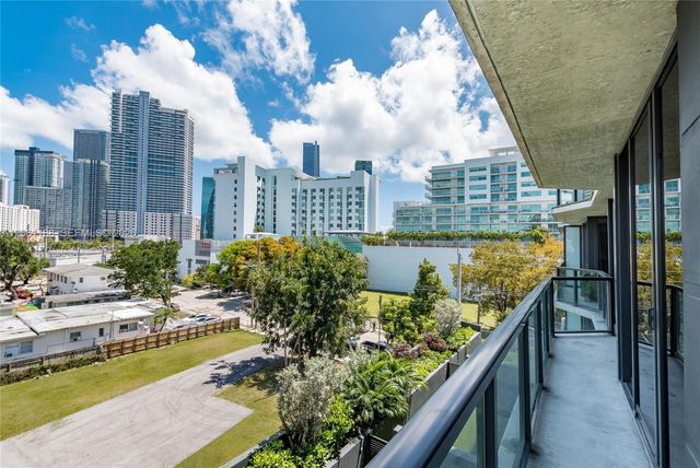 201 SW 17th Road 509, Miami, FL 33129