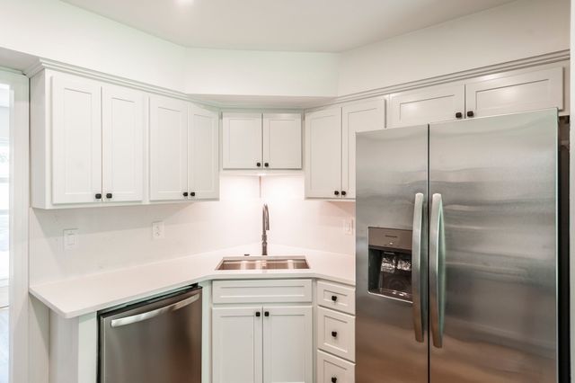 123 White Oak Way, Hendersonville, TN 37075