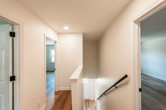 123 White Oak Way, Hendersonville, TN 37075