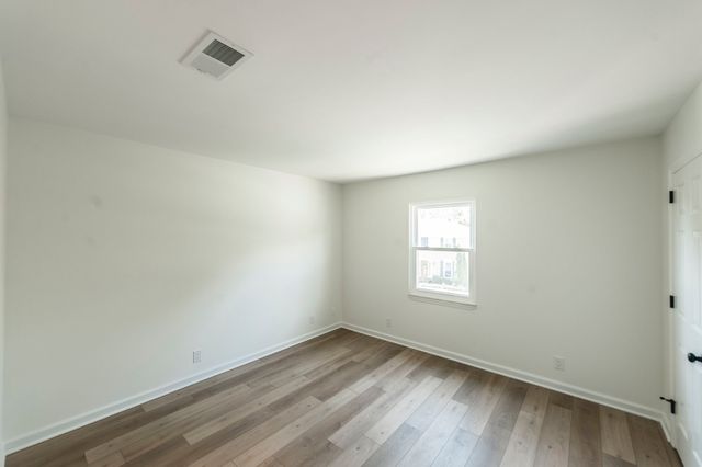 123 White Oak Way, Hendersonville, TN 37075