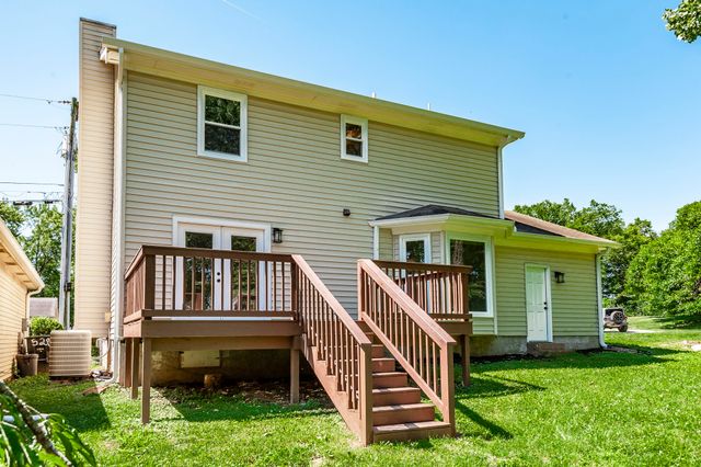 123 White Oak Way, Hendersonville, TN 37075