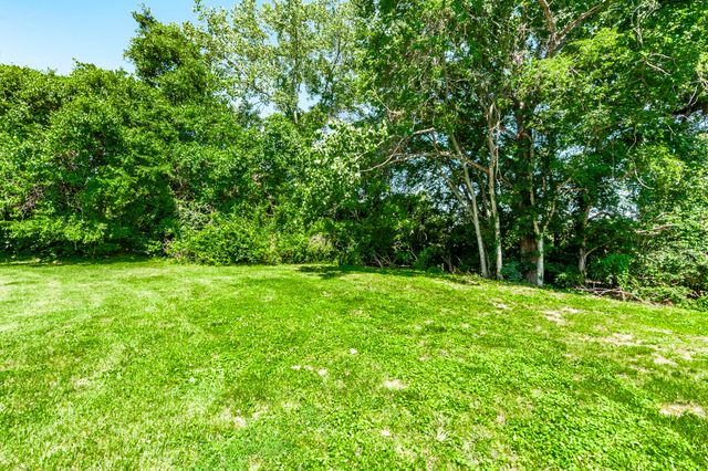 123 White Oak Way, Hendersonville, TN 37075