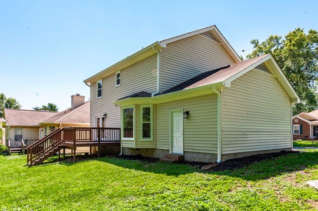 123 White Oak Way, Hendersonville, TN 37075