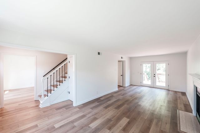 123 White Oak Way, Hendersonville, TN 37075