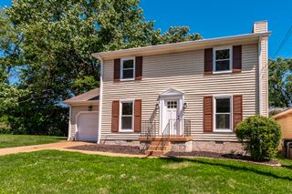 123 White Oak Way, Hendersonville, TN 37075