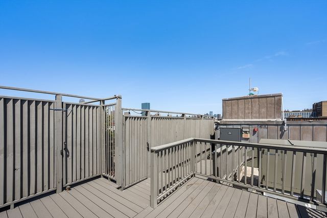 70-72 Northampton St 200, Boston, MA 02118