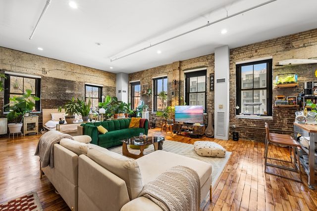 70-72 Northampton St 200, Boston, MA 02118