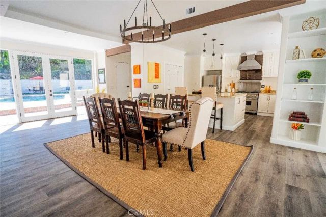 3183 N Laurel Canyon Blvd, Studio City, CA 91604