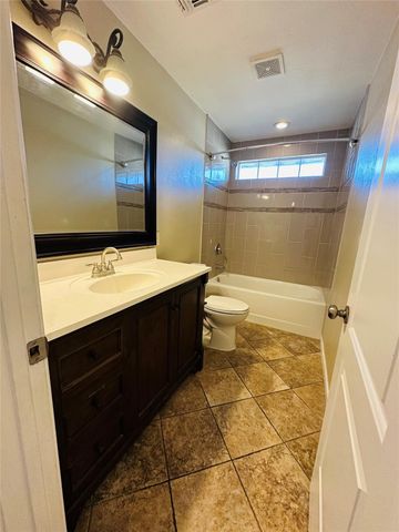 111 Hillview LN, Burnet, TX 78611