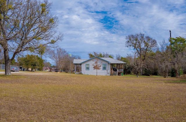 111 Hillview LN, Burnet, TX 78611