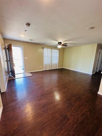 111 Hillview LN, Burnet, TX 78611