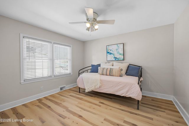 3237 Taylor Blvd, Louisville, KY 40215