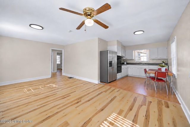 3237 Taylor Blvd, Louisville, KY 40215