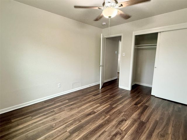 7427 Avenue I D, Houston, TX 77011