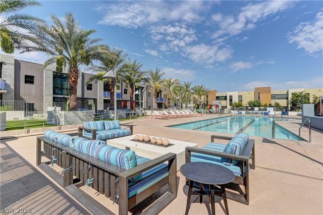 353 East Bonneville Avenue 727, Las Vegas, NV 89101