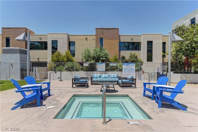 353 East Bonneville Avenue 727, Las Vegas, NV 89101