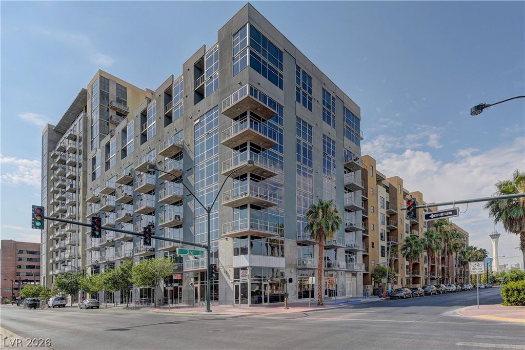353 East Bonneville Avenue 727, Las Vegas, NV 89101