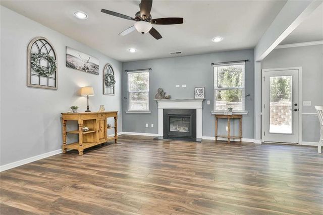 233 Merritt Circle, Newnan, GA 30263