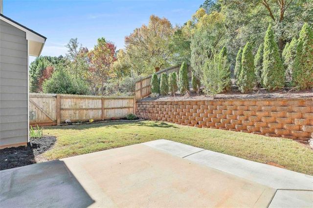 233 Merritt Circle, Newnan, GA 30263