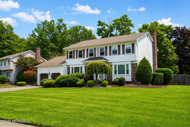 20 Cooperhawk Drive, Manalapan, NJ 07726