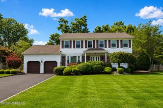 20 Cooperhawk Drive, Manalapan, NJ 07726