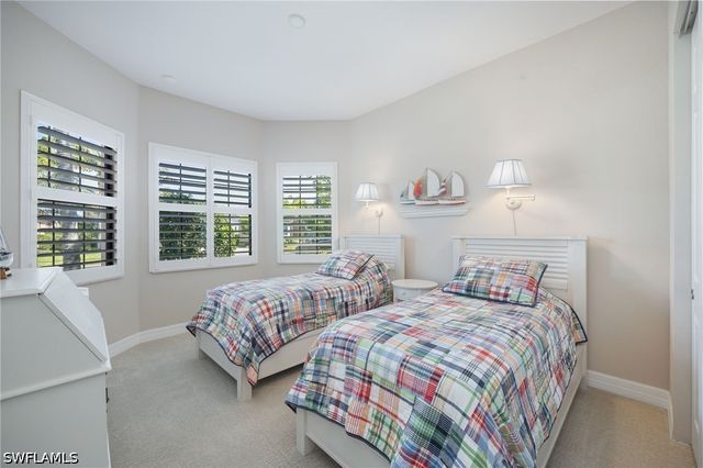 13736 Luna DR, Naples, FL 34109