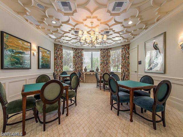 13736 Luna DR, Naples, FL 34109