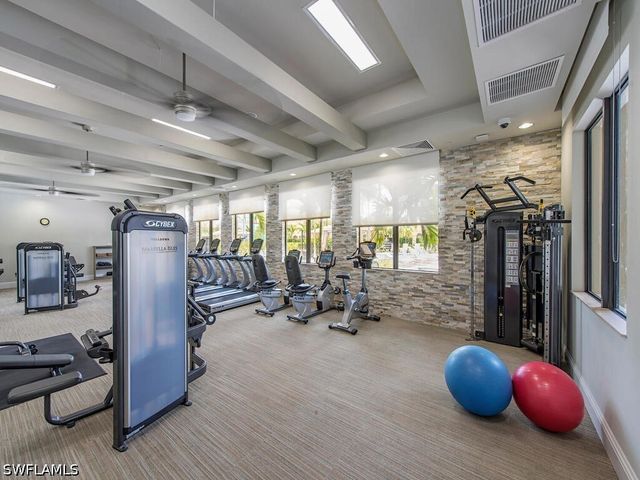 13736 Luna DR, Naples, FL 34109