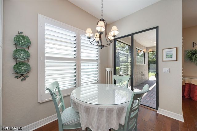 13736 Luna DR, Naples, FL 34109