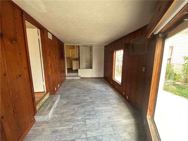 1002 Nandina Dr, Corpus Christi, TX 78408