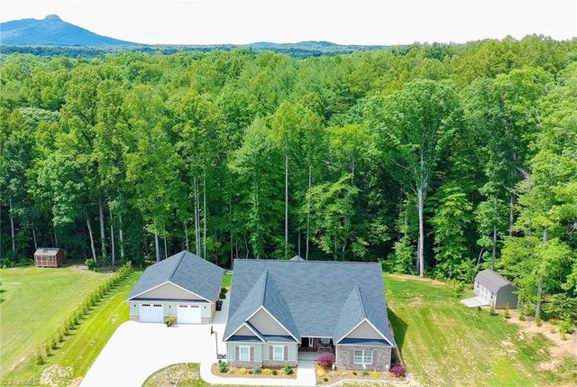 1070 Nauvoo Ridge Drive, Tobaccoville, NC 27050