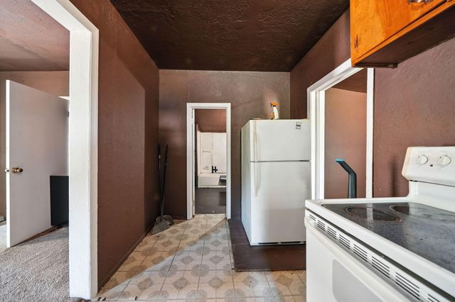 17789 Peterson Lane, Redding, CA 96003