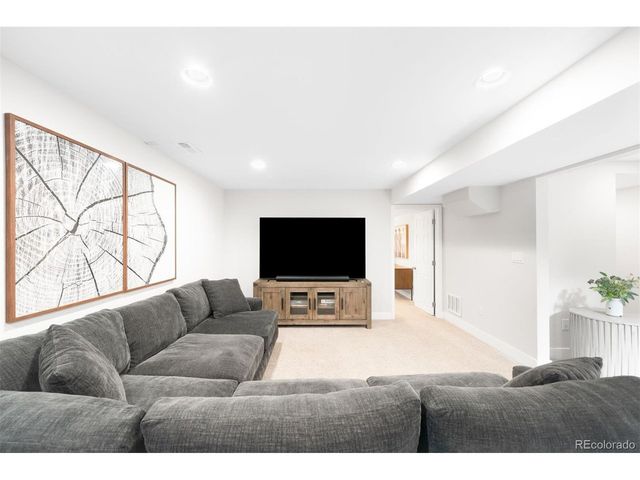 2654 S High St, Denver, CO 80210