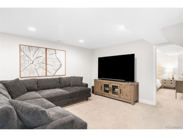 2654 S High St, Denver, CO 80210