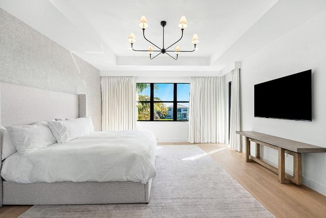 17100 Rainbow Falls Trail, Boca Raton, FL 33496