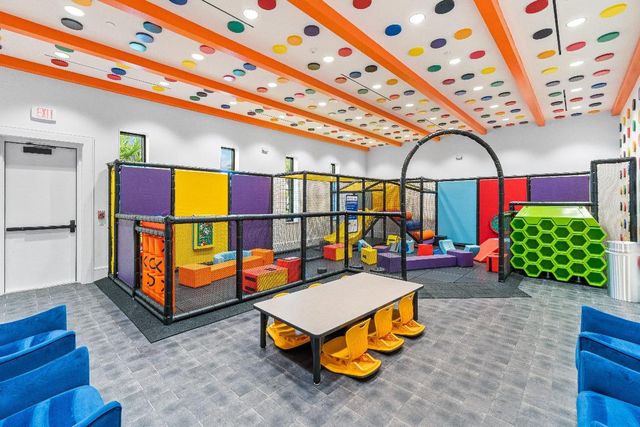 17100 Rainbow Falls Trail, Boca Raton, FL 33496