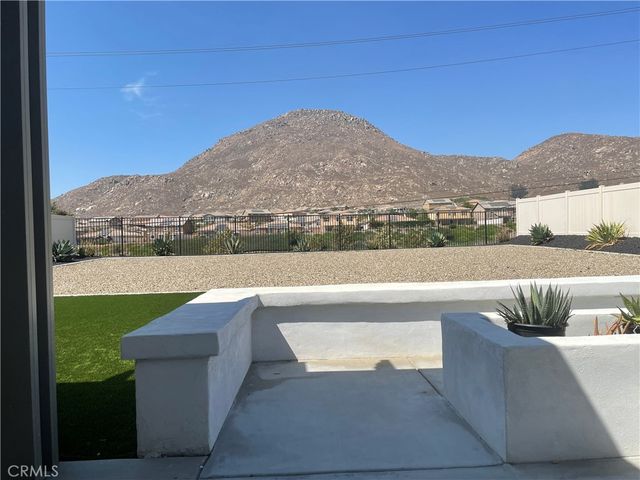 20952 Telegraph Road, Riverside, CA 92507