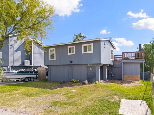 370 Ling Street, Hitchcock, TX 77563