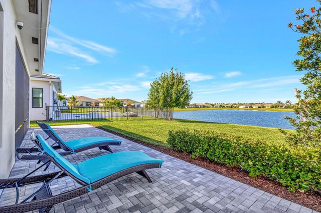 15865 Key Biscayne Lane, Westlake, FL 33470