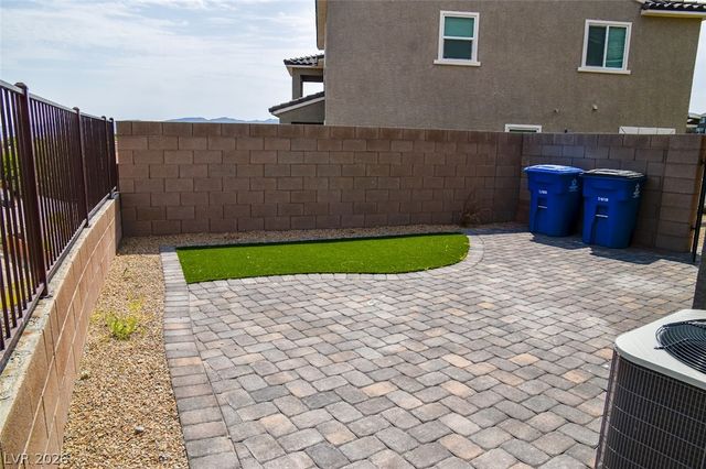 356 Rosefinch Street, Henderson, NV 89012