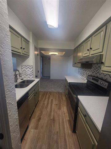 14401 N Pennsylvania Avenue 4G, Oklahoma City, OK 73134
