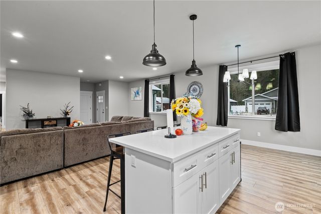 8233 Gold Run Drive, Maple Falls, WA 98266