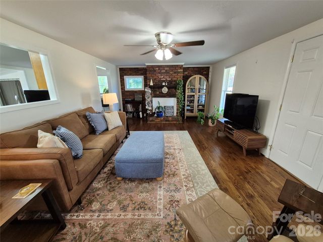 4438 Reepsville Road, Vale, NC 28168