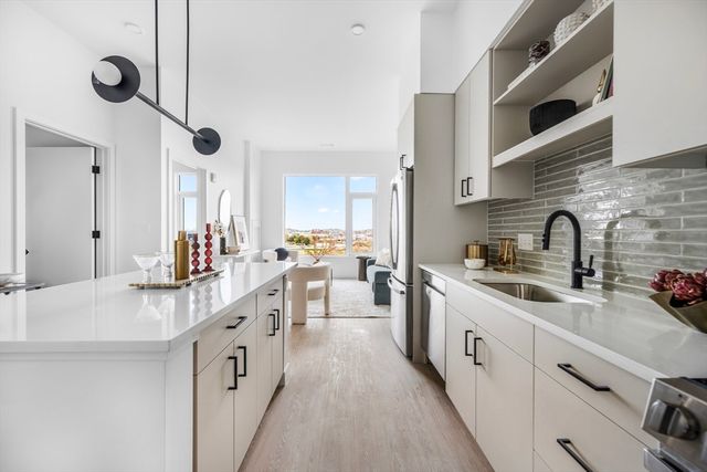 93 Bennington St 208, Revere, MA 02151