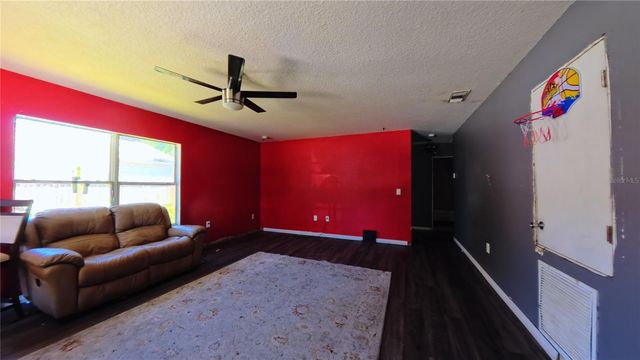 1704 CENTER STREET, Leesburg, FL 34748