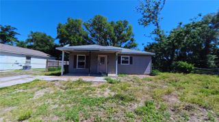 1704 CENTER STREET, Leesburg, FL 34748