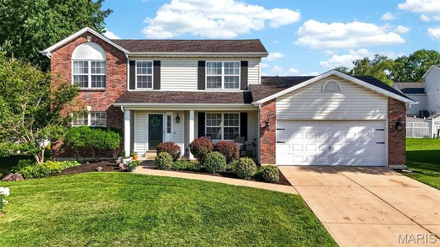 10 Amber Wave Court, O'fallon, MO 63366