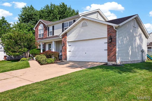 10 Amber Wave Court, O'fallon, MO 63366